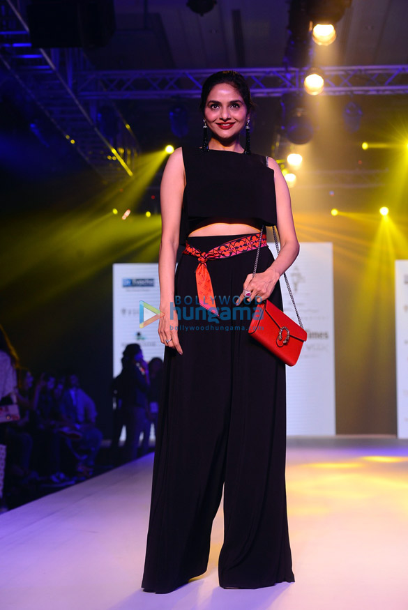 celebs walk the ramp at the bombay times fashion week 5