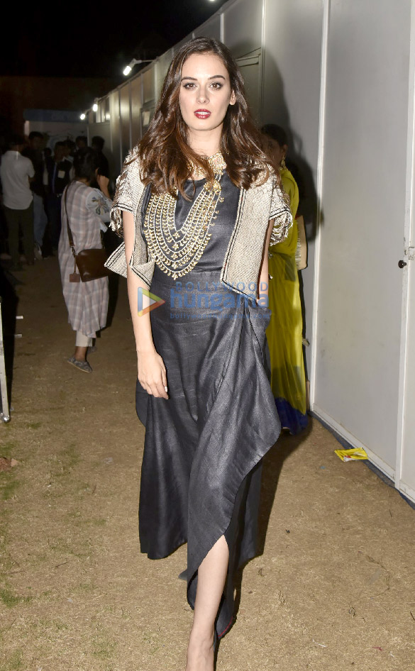 evelyn sharma snapped attending the knight frank india event 1