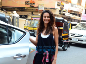 Farhan Akhtar and Anusha Dandekar spotted at Indigo Cafe in Bandra