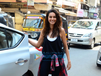 Farhan Akhtar and Anusha Dandekar spotted at Indigo Cafe in Bandra