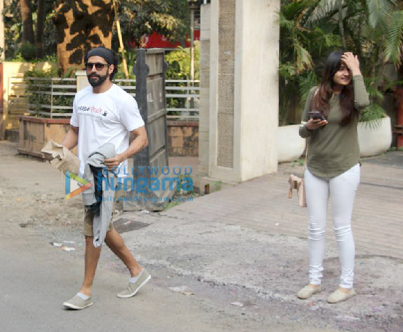 farhan akhtar spotted at dubbing studio 3