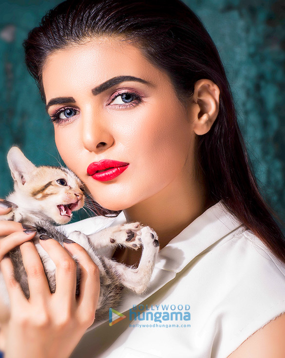 ihana dhillon 007 3