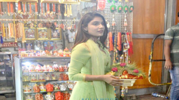 Ishita Raj Sharma visits Siddhivinayak temple after Sonu Ke Titu Ki Sweety’s success