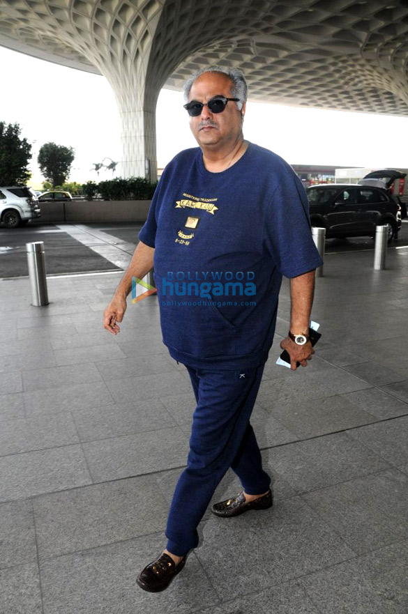kamal haasan and boney kapoor snapped at the airport 6