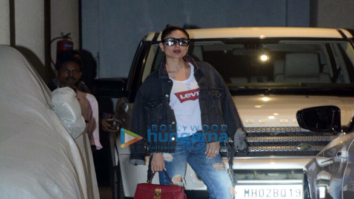 Kareena Kapoor Khan, Karisma Kapoor and Amrita Arora snapped at Babita Kapoor’s residence in Khar