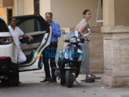 Kareena Kapoor Khan and Taimur Ali Khan spotted at Amrita Arora’s house