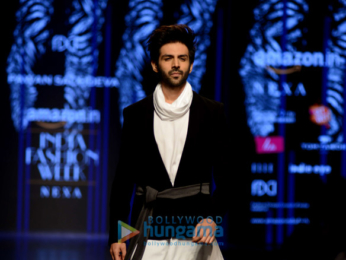 Kartik Aaryan walks the ramp for Pawan Sachdeva at the Amazon Fashion Week