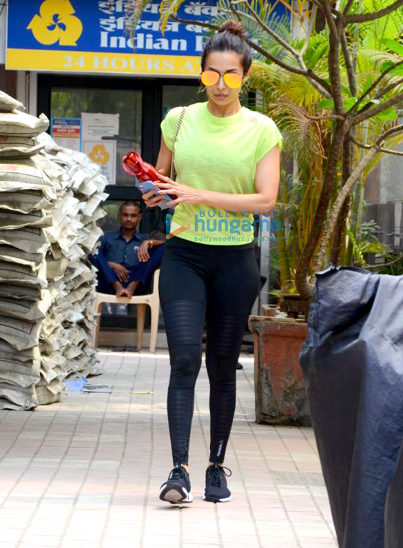 malaika arora snapped at the gym in bandra 1 2