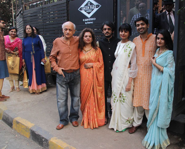 Mukesh Bhatt hosts a luncheon to celebrate daughter’s engagement