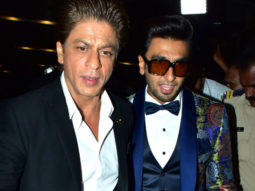 Shah Rukh Khan and Ranveer Singh create a HUNGAMA at Hello Hall Of Fame Awards