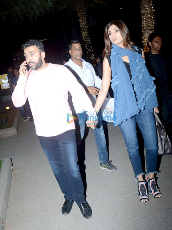 shilpa shetty with husband raj kundra snapped at yauatcha in bandra 1