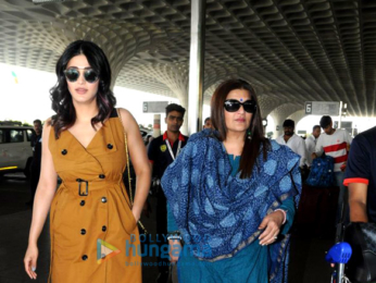 Aamir Khan, Shruti Haasan, Athiya Shetty and others snapped at the airport