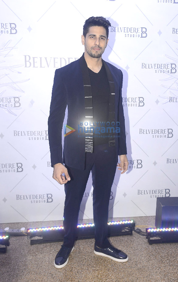 sidharth malhotra vaani kapoor athiya shetty and others grace the red carpet of belvedere studio 11