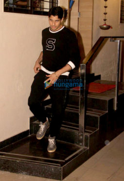 Sidharth Malhotra spotted at Matrix office in Bandra