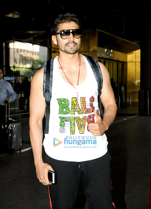 sophie choudry gurmeet choudhary and others snapped at the airport 6