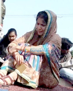 On The Sets Of The Movie Sui Dhaaga - Made In India