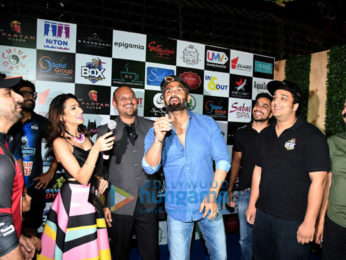 Suniel Shetty at box cricket event