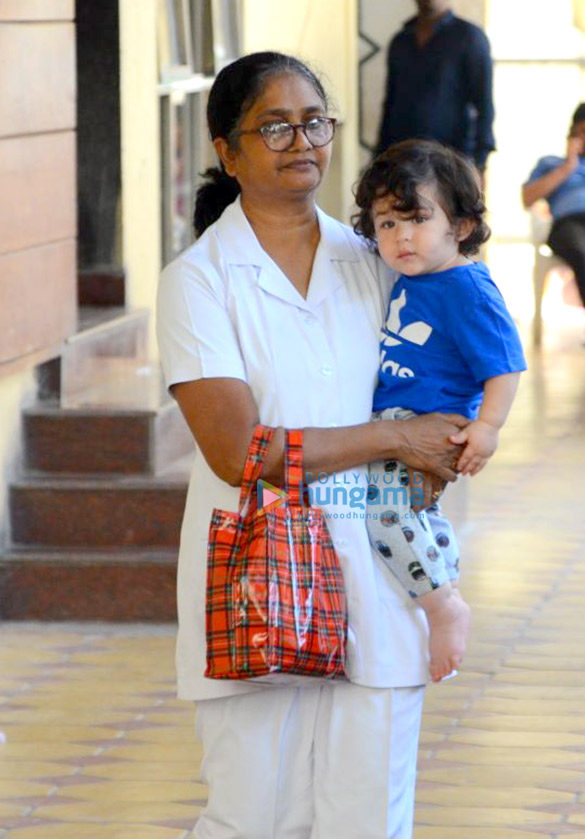 taimur ali khan spotted at play school in bandra 4 2