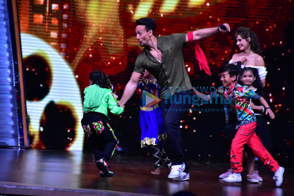 tiger shroff and disha patani snapped on the sets of did lil masters 3