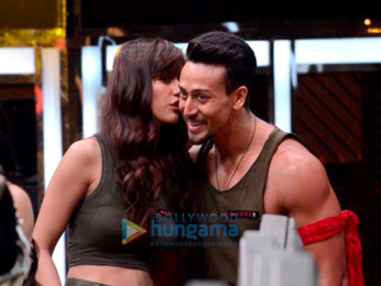 Tiger Shroff and Disha Patani snapped promoting their film Baaghi 2 on High Fever Dance Ka Naya Tevar