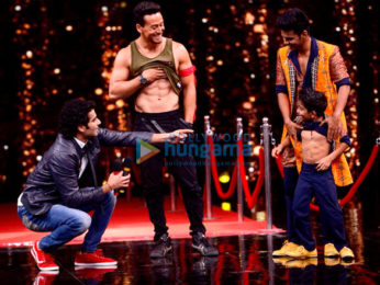 Tiger Shroff and Disha Patani snapped promoting their film Baaghi 2 on High Fever Dance Ka Naya Tevar