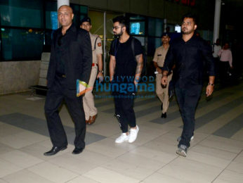 Virat Kohli snapped at the airport