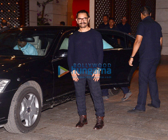 aamir khan sachin tendulkar and john abraham at the ambani party for olympics committee 10