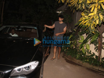 Aditya Roy Kapoor spotted in Bandra