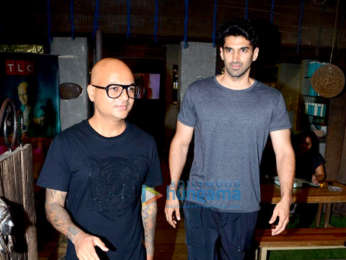 Aditya Roy Kapur and Manish Malhotra spotted at Hakim Alim's in Bandra