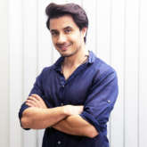 After being accused by Meesha Shafi of sexual harassment, female band members of Ali Zafar support him
