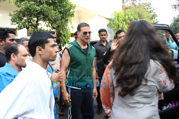 Akshay Kumar and Aaditya Thackeray snapped at Andheri sports complex Akshay Kumar and Aaditya Thackeray snapped at Andheri sports complex
