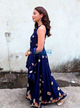 Alia Bhatt snapped at Filmcity promoting Raazi
