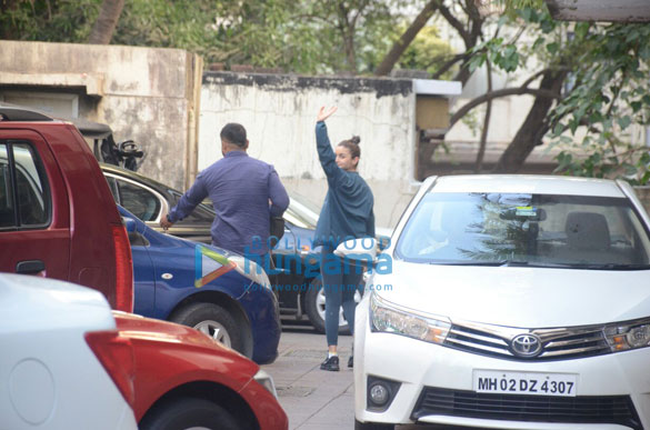 alia bhatt snapped post a gym session in bandra 6