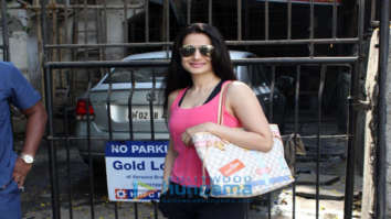 Ameesha Patel spotted at Kromakay salon in Juhu