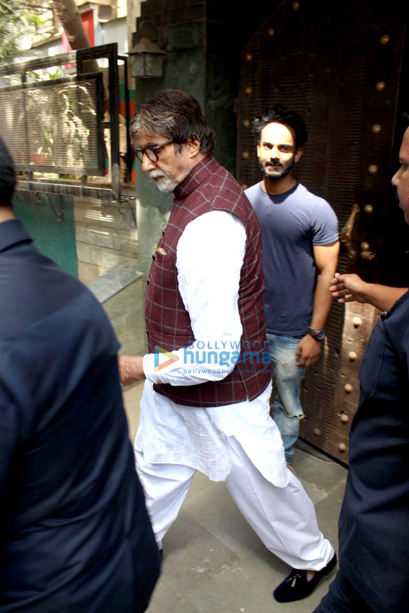 Amitabh Bachchan spotted at Aadesh Shrivastava’s recording studio in Juhu