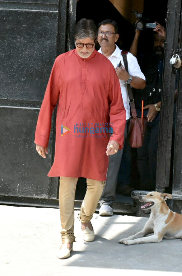 amitabh bachchan spotted during a photo shoot for kalyan jewellers 2