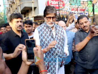 Amitabh Bachchan spotted in Versova