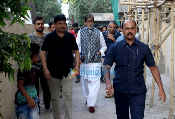 amitabh bachchan spotted in versova 3