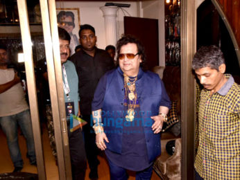 Bappi Lahiri celebrates his entry into a records book