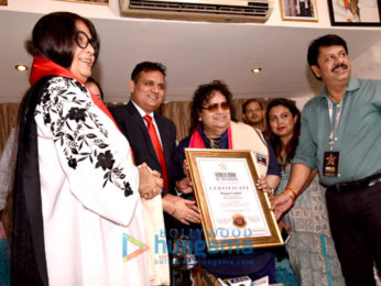Bappi Lahiri celebrates his entry into a records book