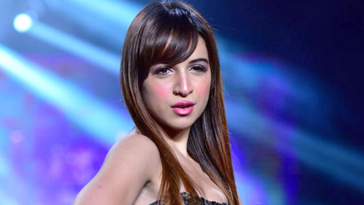 Benafsha Soonawalla Was Show-Stopper For Pinky and Sheshank | BOMBAY TIMES FASHION WEEK Benafsha Soonawalla Was Show-Stopper For Pinky and Sheshank | BOMBAY TIMES FASHION WEEK