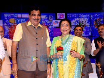 Celebs at Lata Mangeshkar Awards 2018