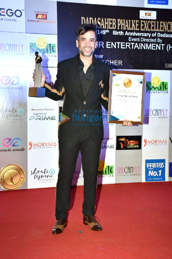 celebs grace the dadasaheb phalke excellence award 6