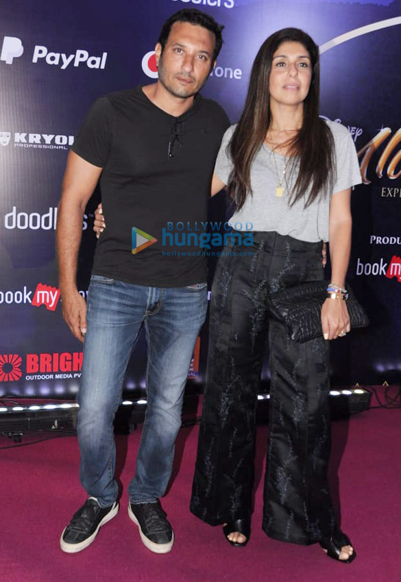 celebs grace the disney alladin book my show event 7