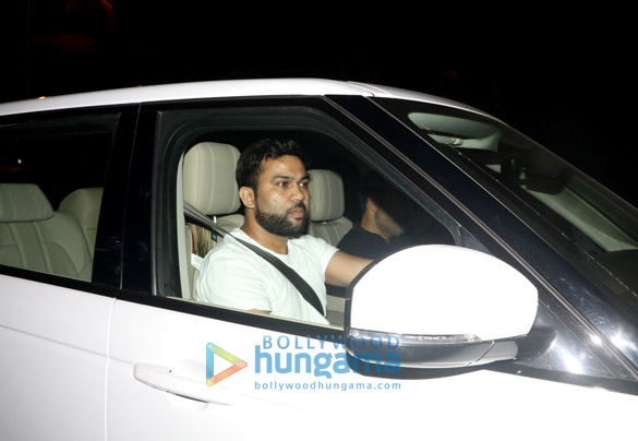 celebs visit salman khans home 11
