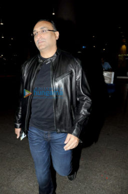 Deepika Padukone, Arjun Kapoor, Ranbir Kapoor and Abhishek Bachchan snapped at the airport