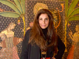 Dimple Kapadia graces Pichvai Exhibition curated by Pooja Singhal