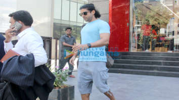Farhan Akhtar spotted at Khar