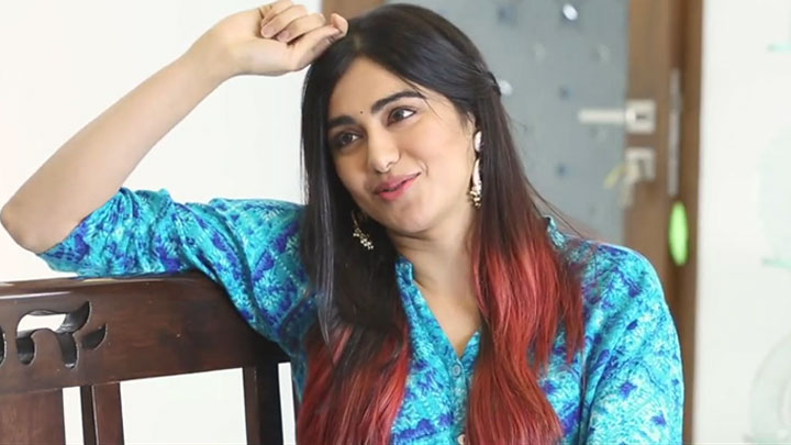 Find Out What Adah Sharma Will Do If She Meets SRK From Darr | Rapid Fire | Joker | Meryl Streep Find Out What Adah Sharma Will Do If She Meets SRK From Darr | Rapid Fire | Joker | Meryl Streep