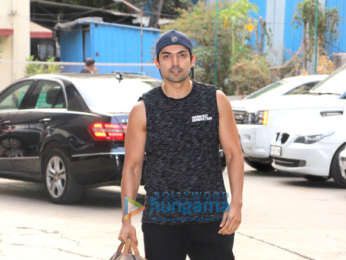 Gurmeet Choudhary snapped at the gym